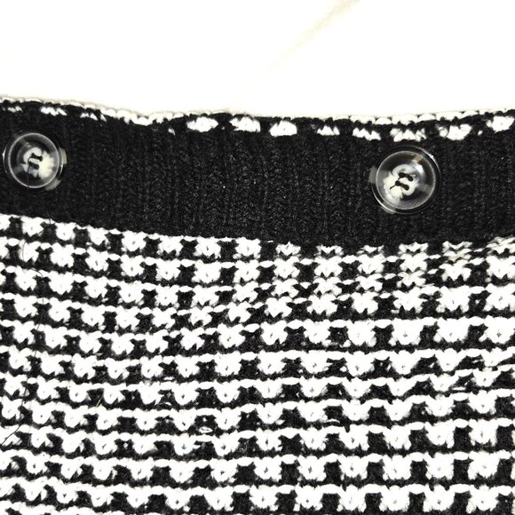 NWT O/S Knit cape - Picture 5 of 6